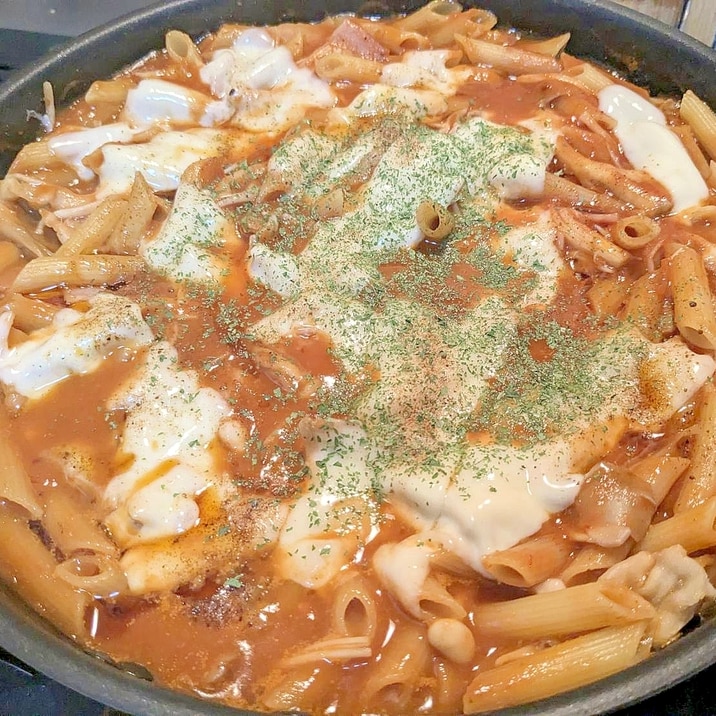フライパン1つで きのこペンネトマトスープパスタ